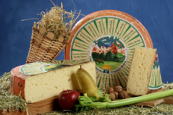 Puzzone Moena Trentino formaggio DOP